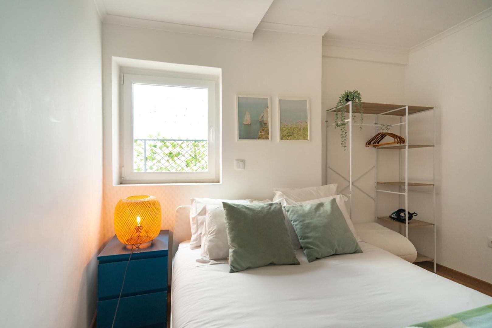With A Cozy Private Terrace Specially At Night Apartment Lisbon